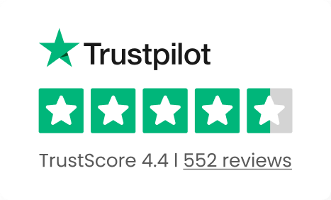 Logo of Trustpilot alongside four and a half stars and the copy "Score 4.4" and "552 reviews."